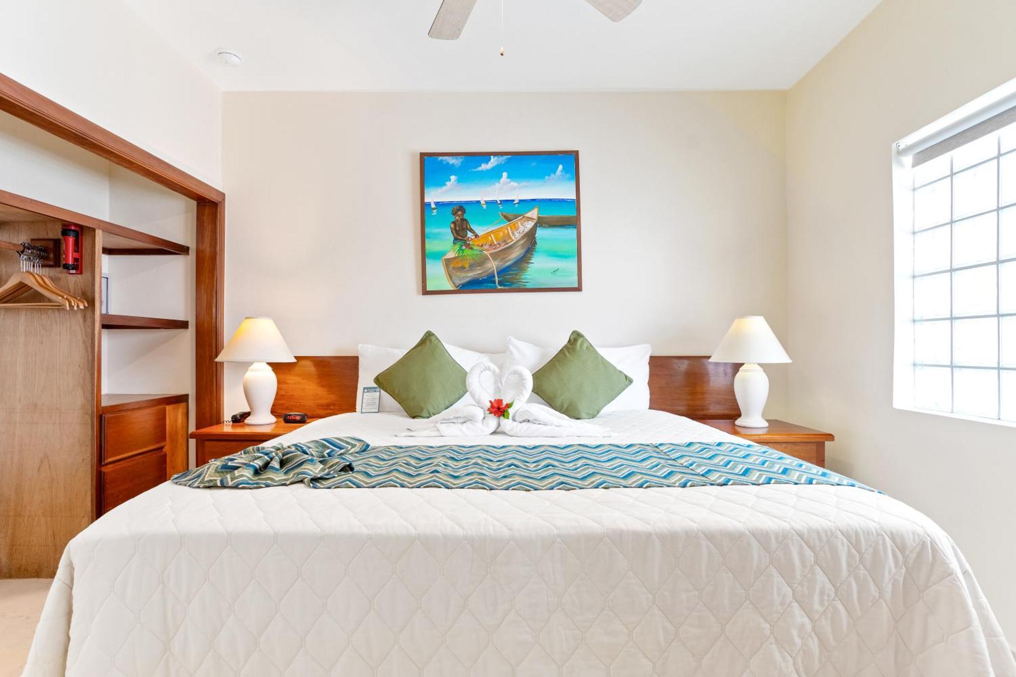 Sunbreeze Suites San Pedro  Exteriér fotografie