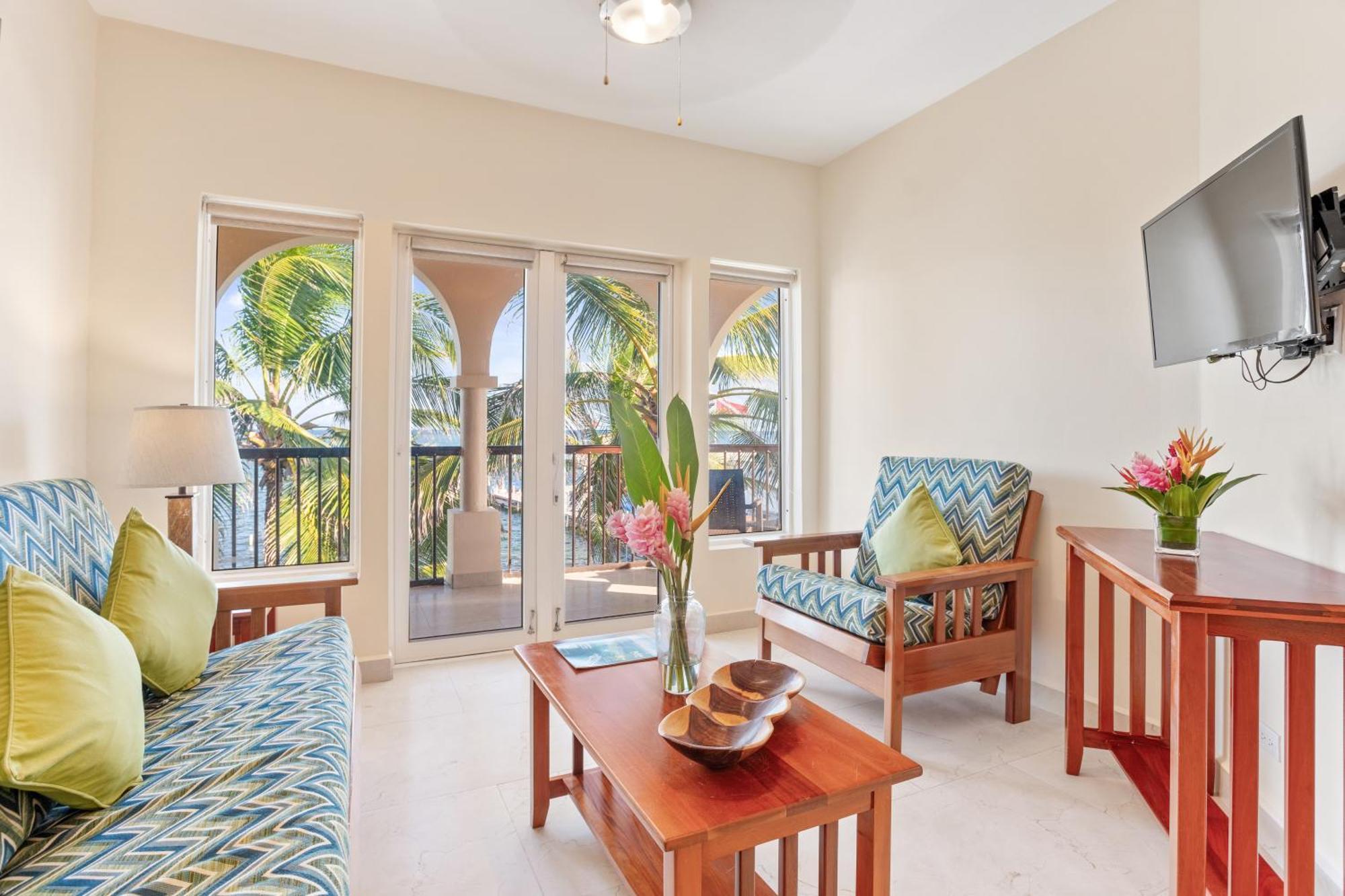 Sunbreeze Suites San Pedro  Exteriér fotografie