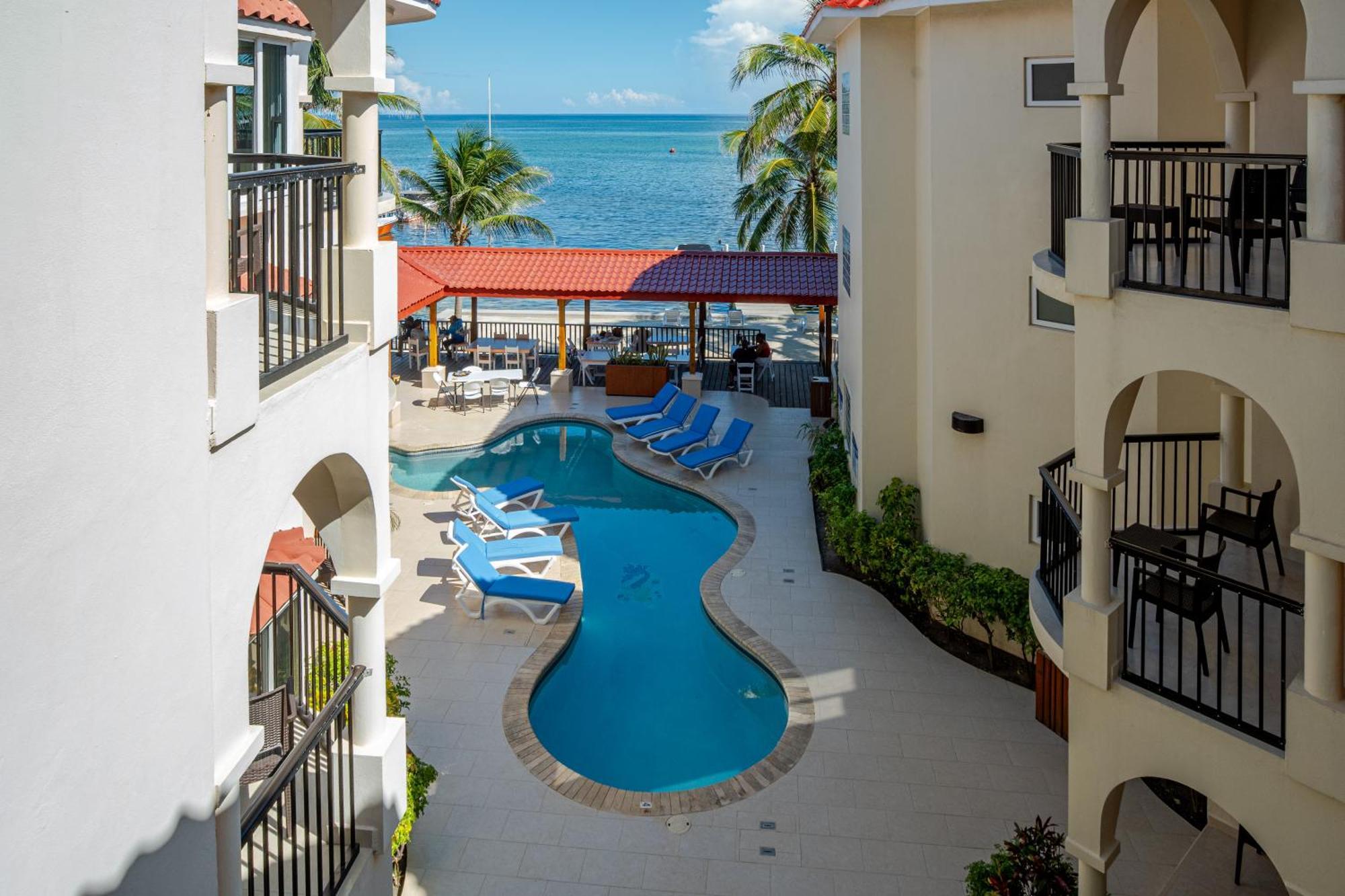 Sunbreeze Suites San Pedro  Exteriér fotografie