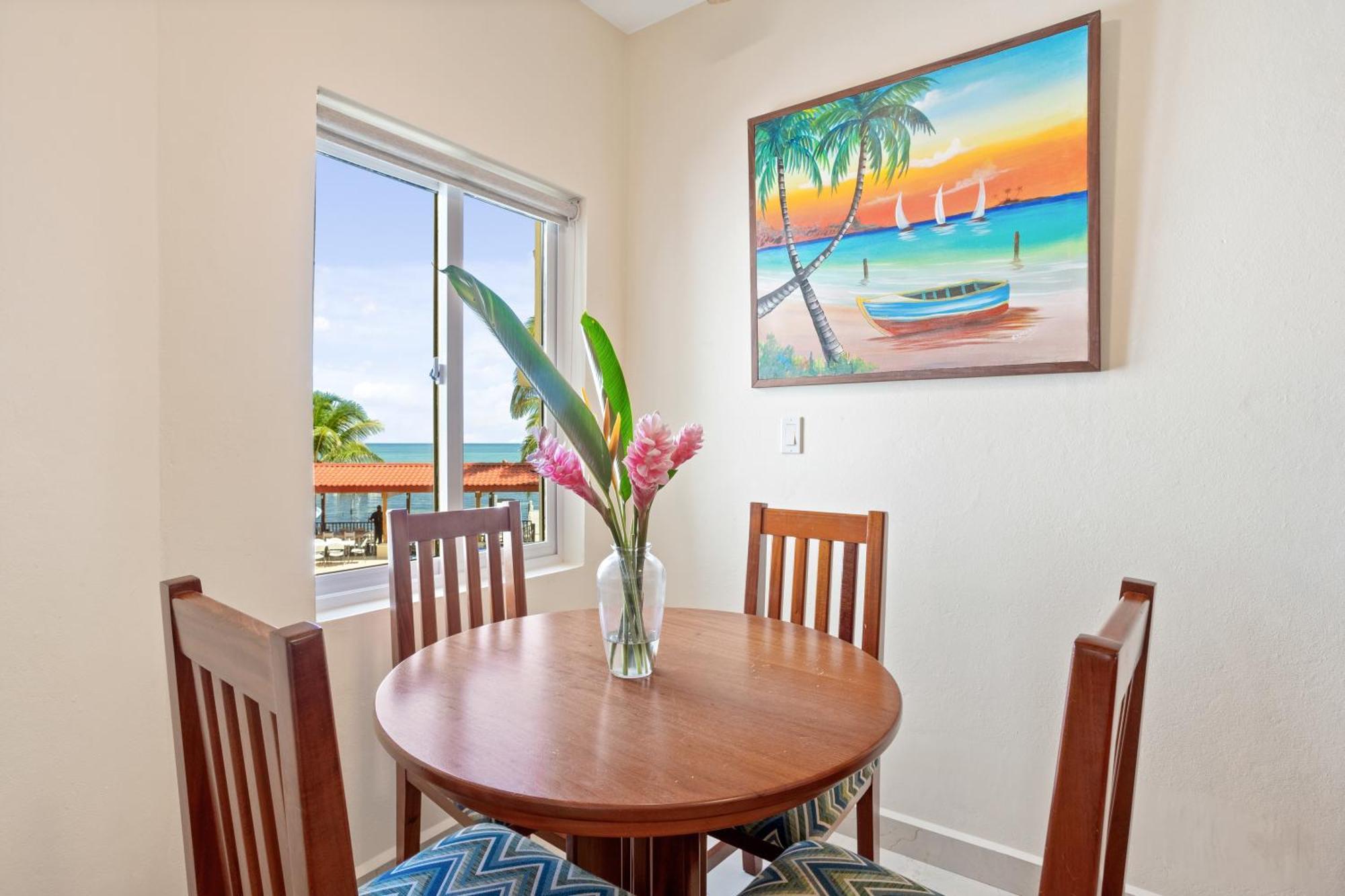 Sunbreeze Suites San Pedro  Exteriér fotografie